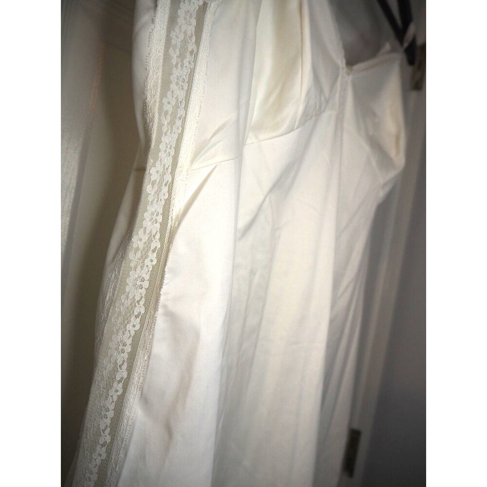 Vintage Ivory Lace Full Slip Dress Approx L Nightgown Side Slit Bridal Lingerie